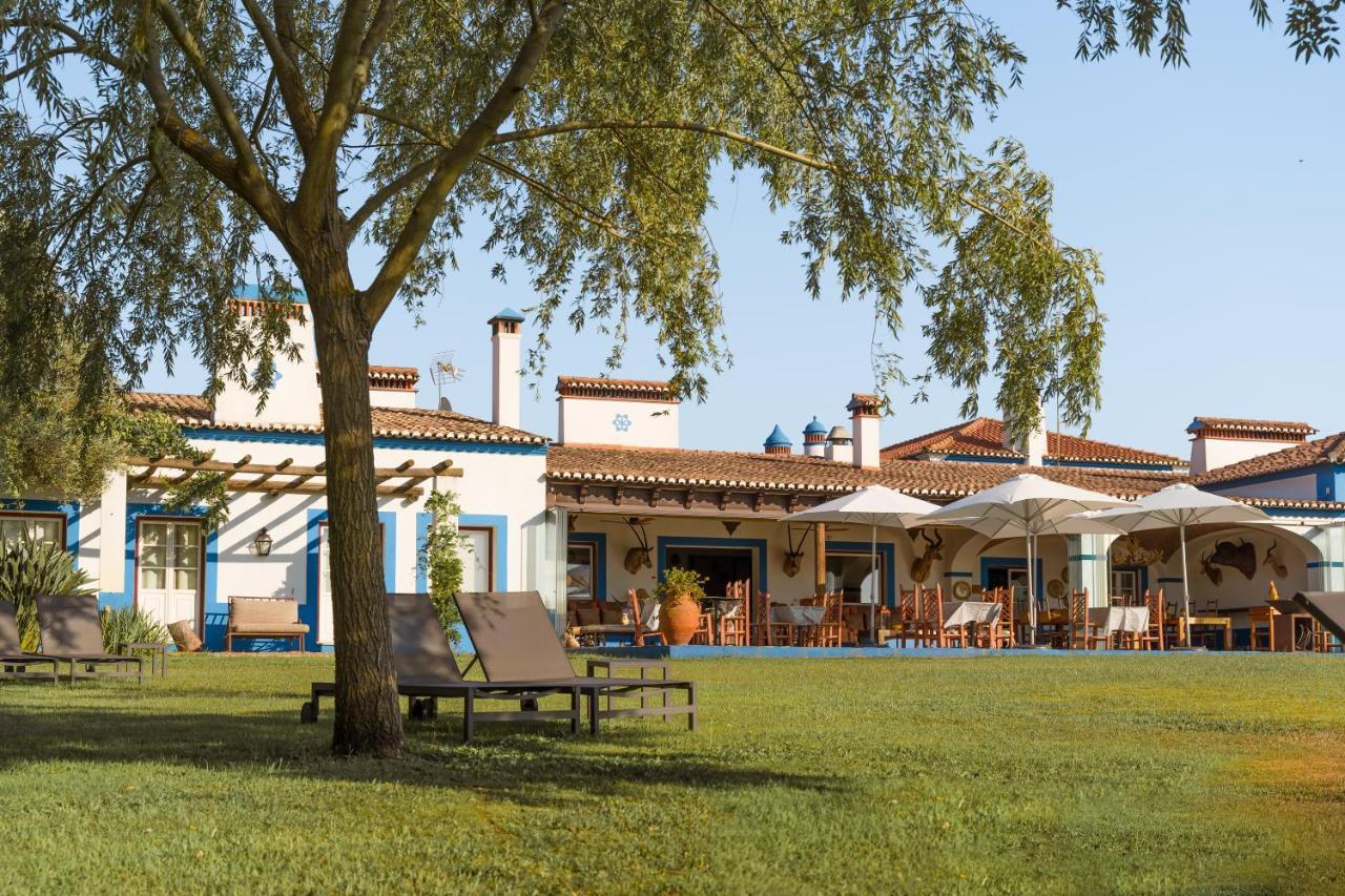 Hotel Vale Do Manantio Moura Exterior foto